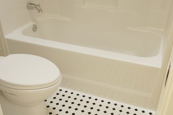 Naples Bathtub Refinishing